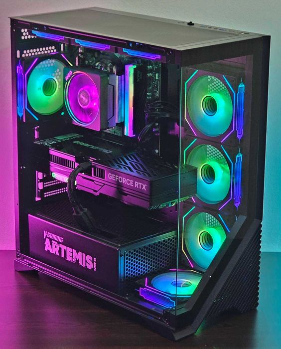 RTX 5070 12GB/Ryzen 7-7700/RAM 32GB/SSD 1TB/Чисто Нов+Гаранция