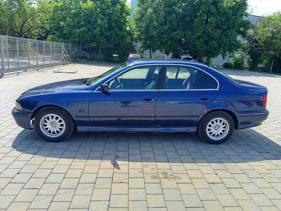 На части: BMW E39 520I M52B20 150кс.