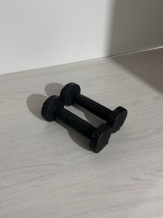 Гантели для спорта 5 кг и две 1 кг