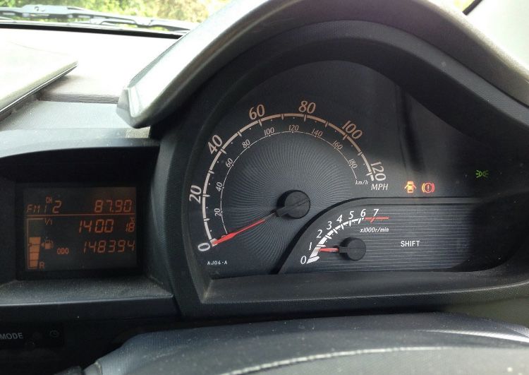 Тойота IQ/Toyota iQ 1.0vvti 2010г НА ЧАСТИ