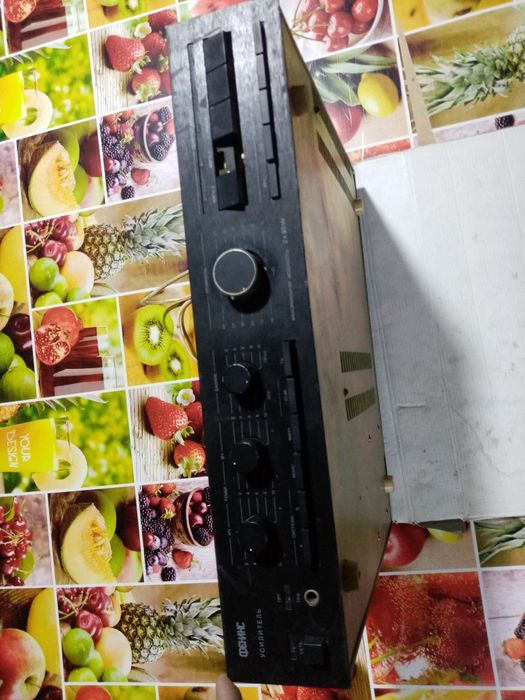 Магнитофон с усилителем