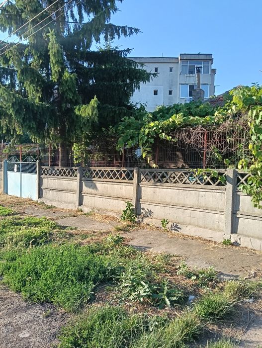Navodari strada Pescarusului , vand teren 500 mp cu casa veche