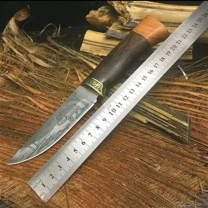 Ловен нож за дране подходящ за ловец туризъм къмпинг