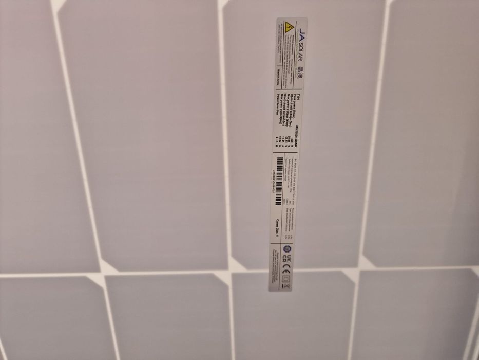 Vand 3 panouri fotovoltaice JA solar 460 w