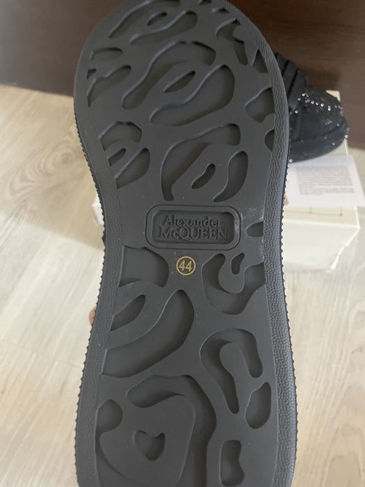 Alexander McQUEEN