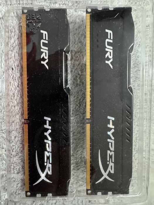 Memorii Kingston DDR3 HyperX 2x4GB 1866MHz CL10 Dual Channel