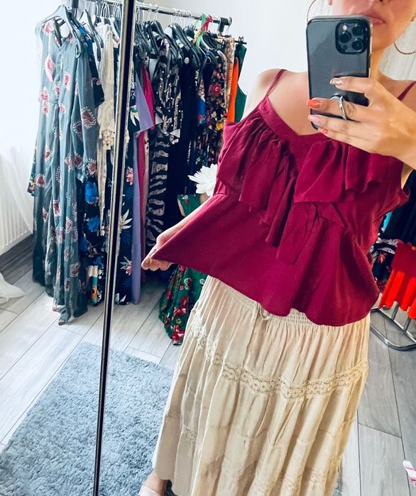 Fuste si bluze vaporoase din vascoza