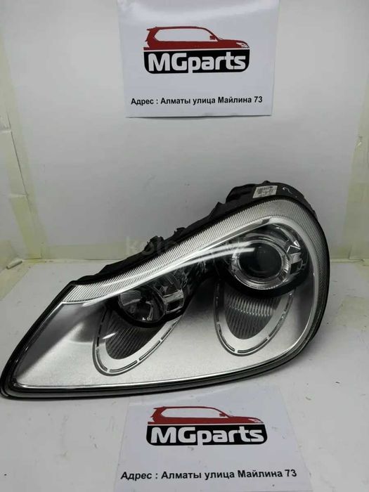 Фара б/у оригинал правая и левая от Porsche Cayenne 07-10г