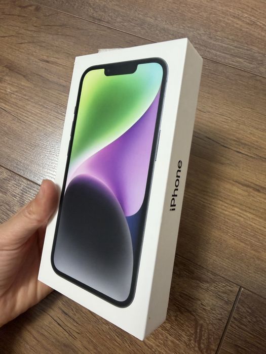 Продам Iphone 14