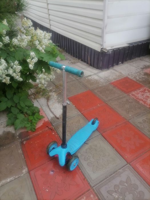 Продам детский самокат