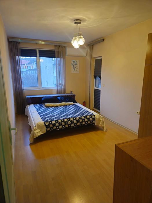 Дългосрочно под наем: Обзаведена гарсониера в центъра на Аспарухово