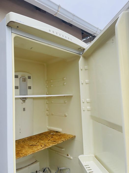 Холодильниктер сатылады