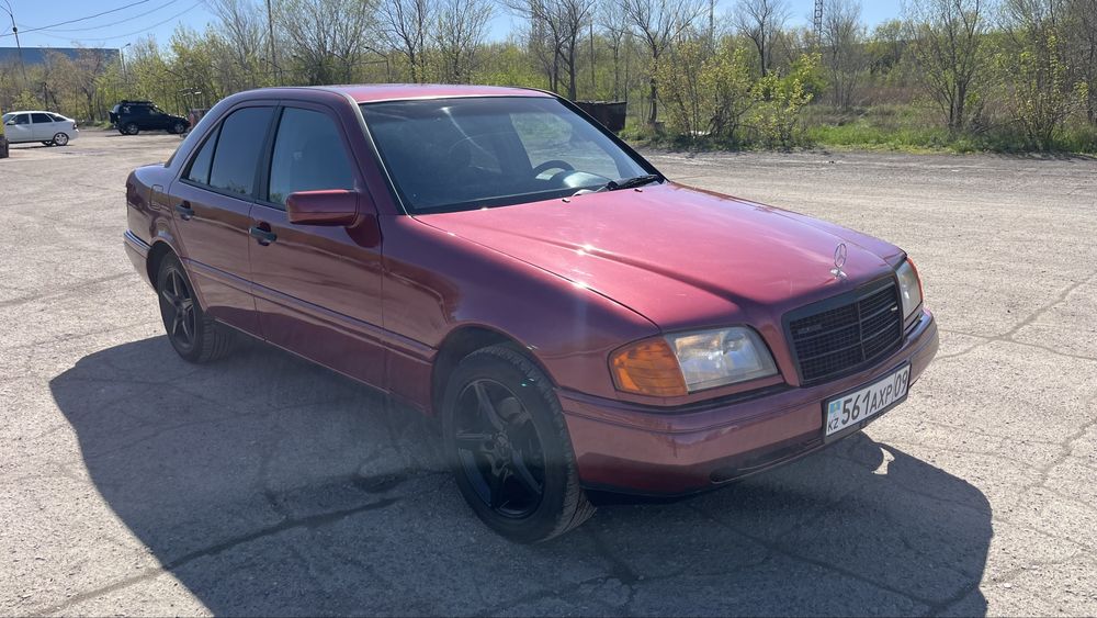 Срочна Мерседес W202