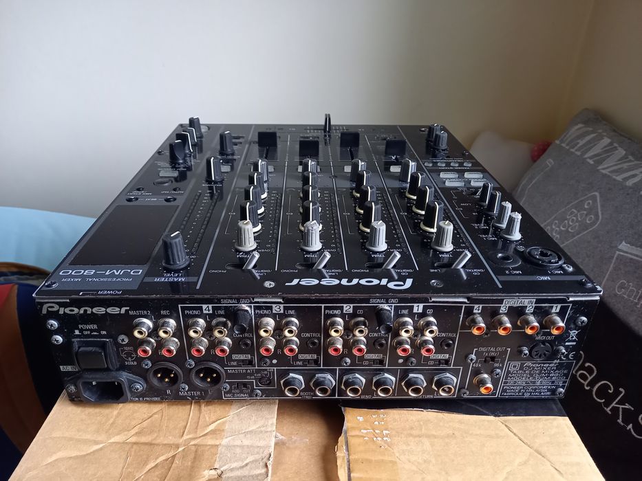 Pioneer djm 800 profesional