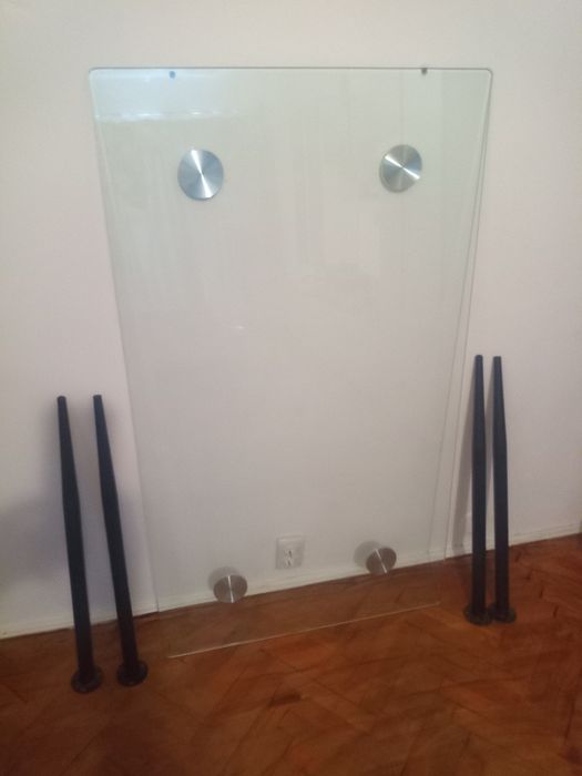 Vind masă sticlă