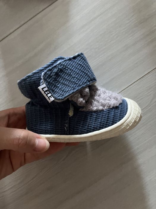 Ботинки детские осенние-весенние