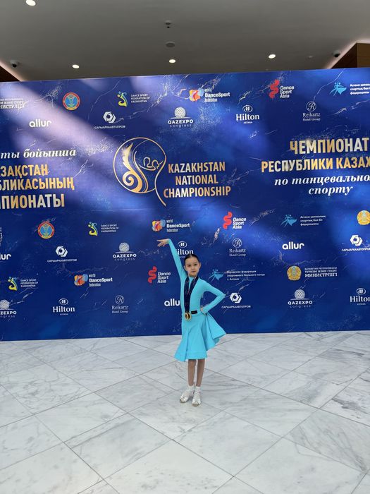 Платье для бальных танцев