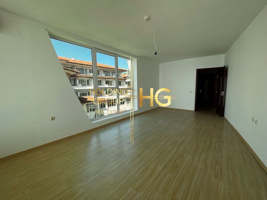 Продава се Тристаен апартамент в Бяла - 231 кв.м за 455 €/кв.м - Снимка #7