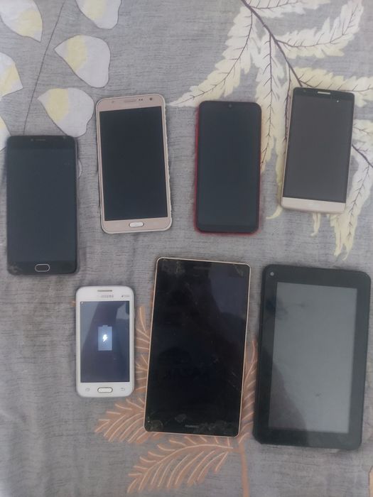 Телефоны на запчасти