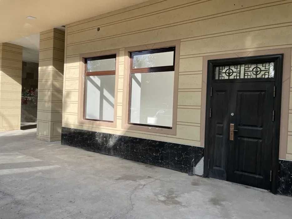 Сдаётся в аренду подвальное помещение 240 м² напротив (ЦУМ, Ташкент)