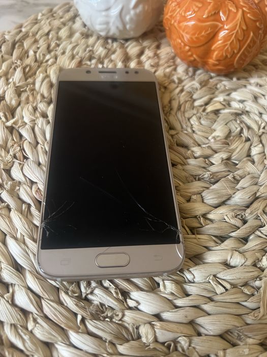 Телефон Samsung Galaxy