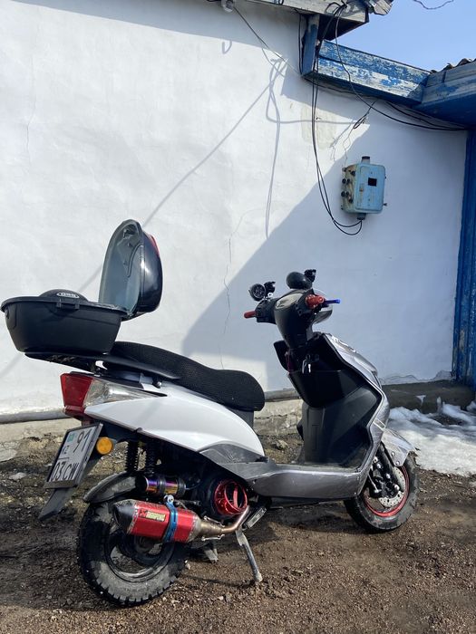 продается мопед м8