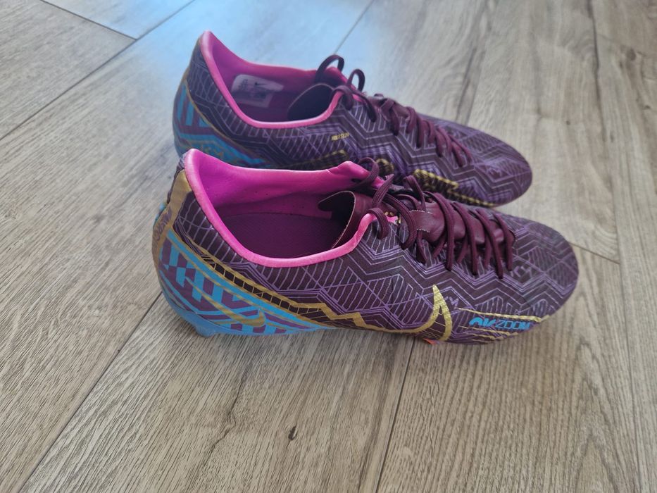 Ghete Fotbal Nike Mercurial Kylian Mbappe Eiditie Limitata