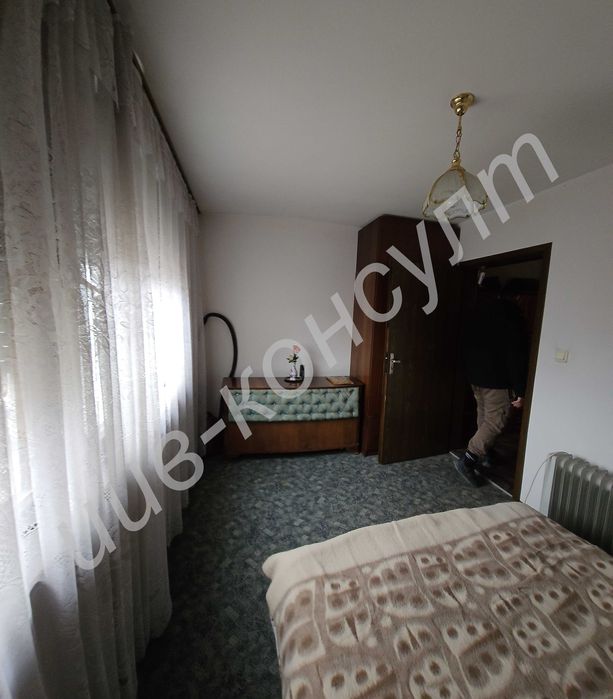 Продава се Тристаен апартамент в Велико Търново, Бузлуджа - 80 кв.м за 1475 €/кв.м - Снимка #4