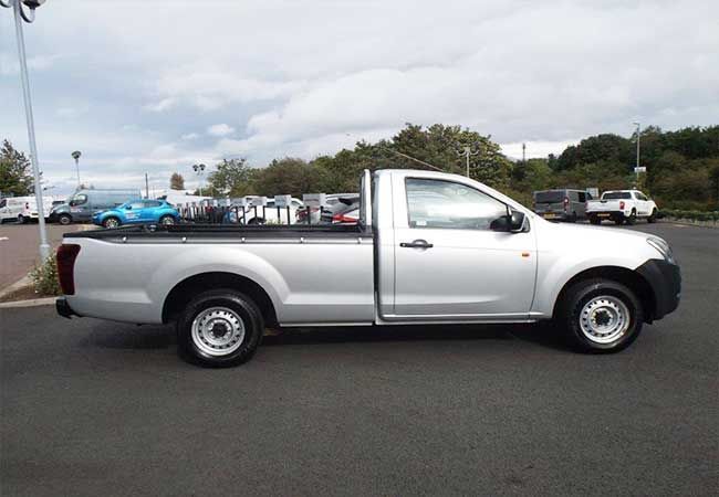 interior isuzu d-max 2017 pick-up