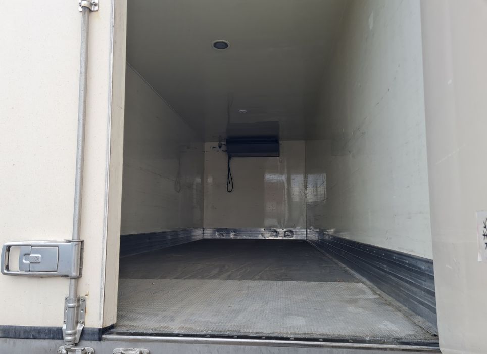 Volvo FL250 camion frigorific