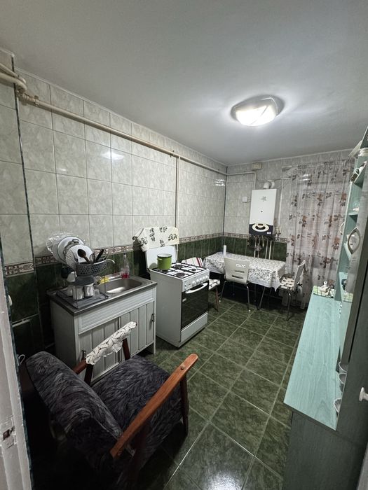 3 CAMERE Decomandate 74 mp Lapuș Argeș Centrala proprie O76O 524 134