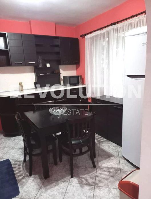 Дава се под наем Двустаен апартамент в Варна, Център - 65 кв.м за 475 € - Снимка #4