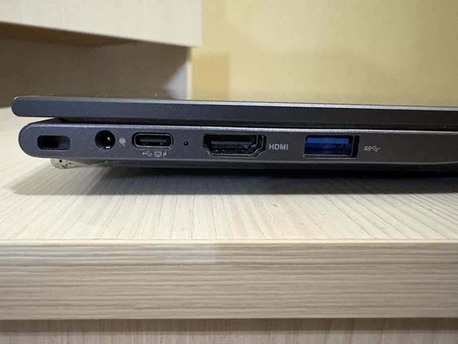 Продам Ноутбук CASTOM