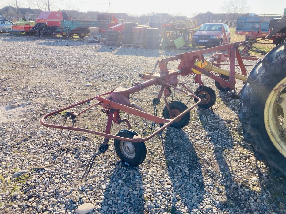 Grebla de scantalit, intors, imprastiat fan, iarba, lucerna Pottinger