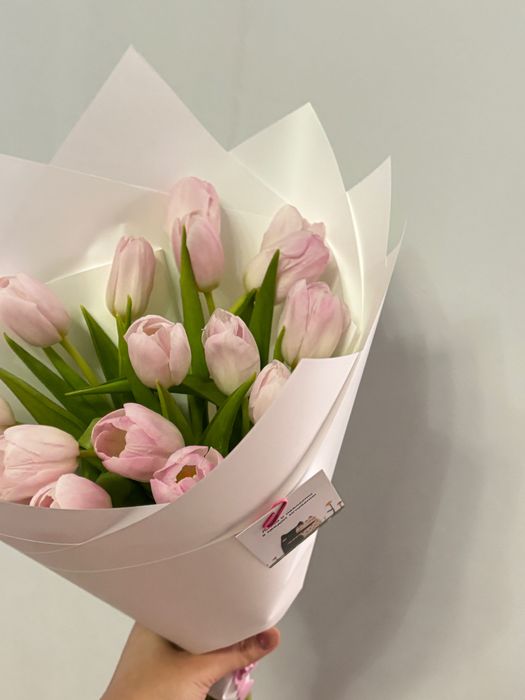 Букеты | Тюльпаны | Розы | Гвоздики