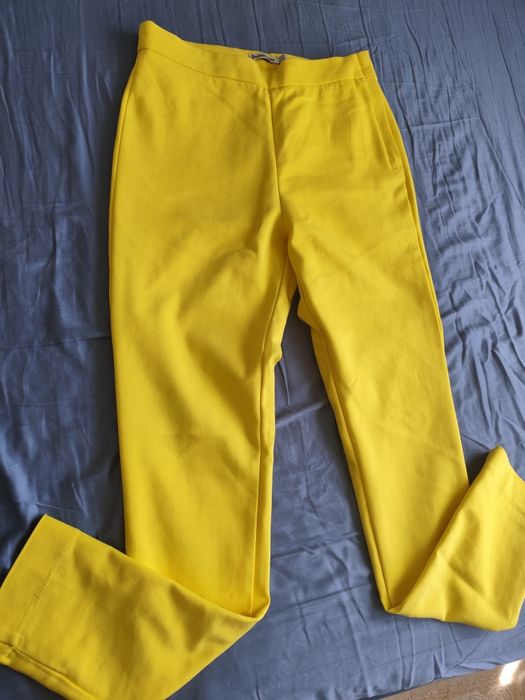 Pantaloni Stradivarius
