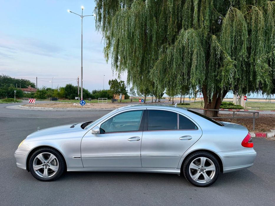 Mercedes E220d-170cp-Automat