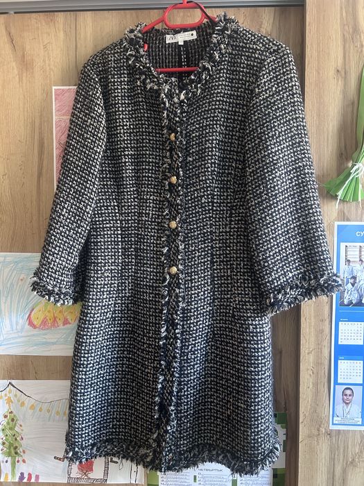 Текстурирана рокля Zara