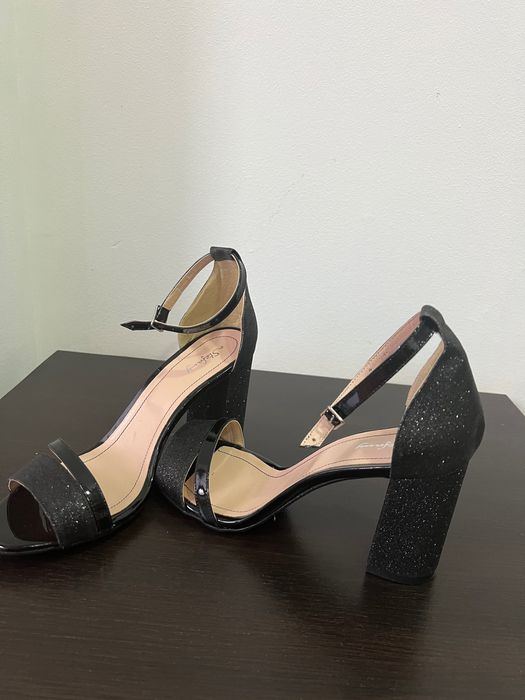 Sandale piele mărimea 38