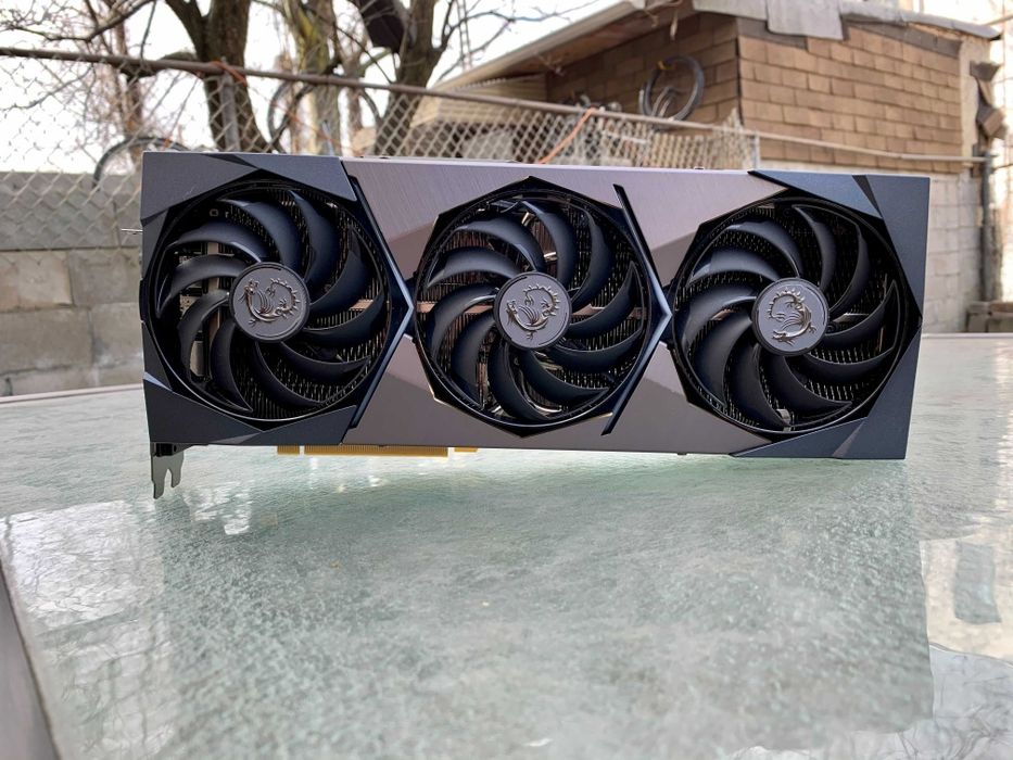 1г Гаранция! RTX 3090 24GB MSI Suprim X