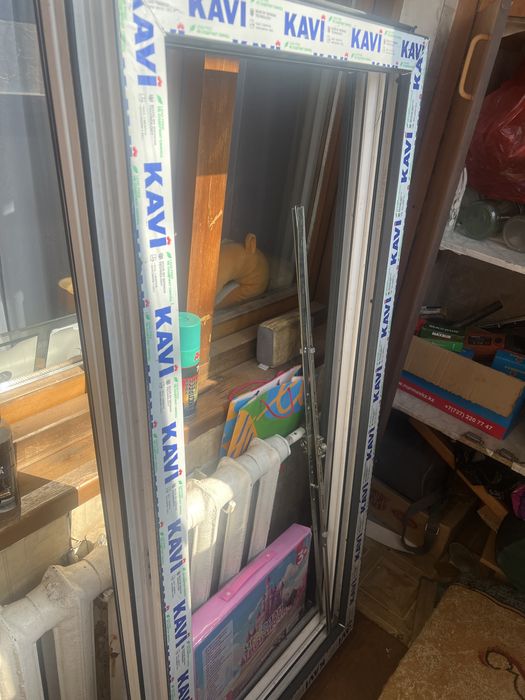 Продам оконые рамы пластиковые