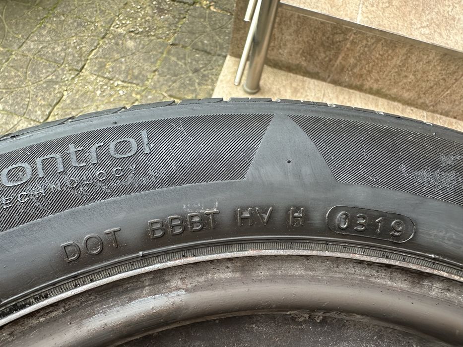 Продавам 4 броя летни гуми Hankook с джанти 185 60 15