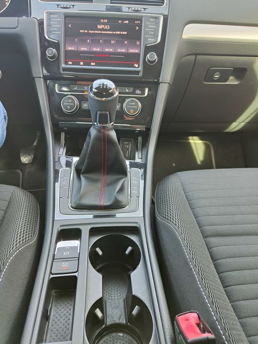 VOLKSWAGEN Golf 2015 — imagine 5