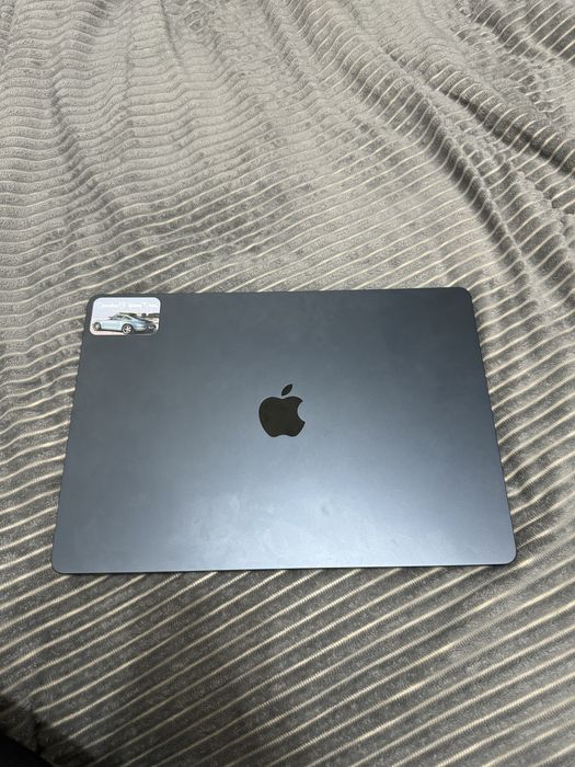 Apple Macbook air 15