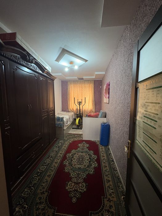 СРОЧНО Саниева махалласида  2 хона квартира сотилади