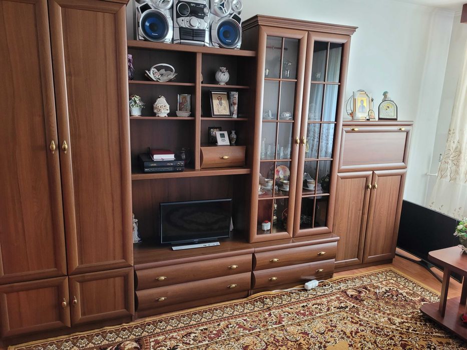 Mobila sufragerie , Biblioteca , stare foarte buna