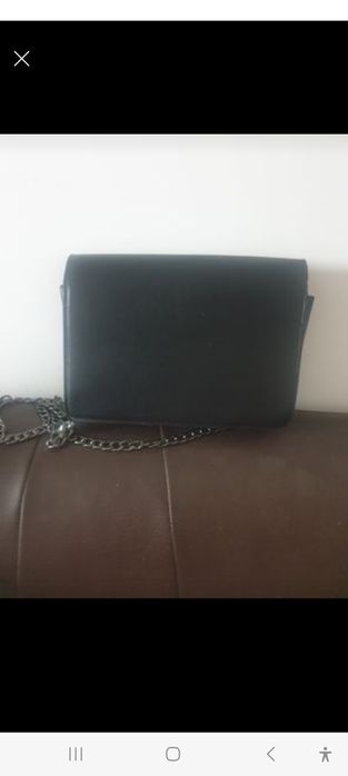 Genti dama. Noi. Pret 90 lei