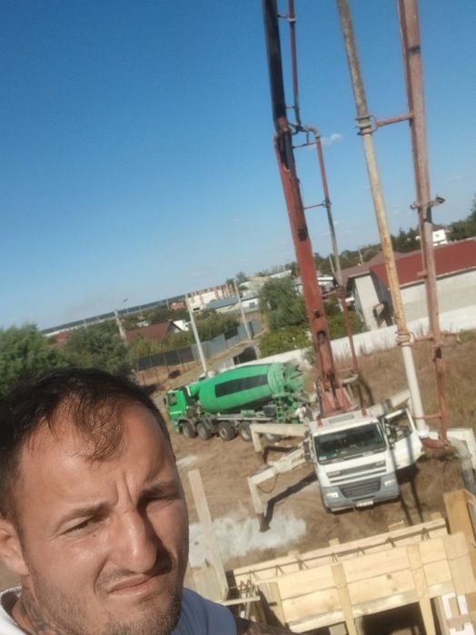 Amenajari interioare  ezecutam gresie faianta gleturi parchet  sapa