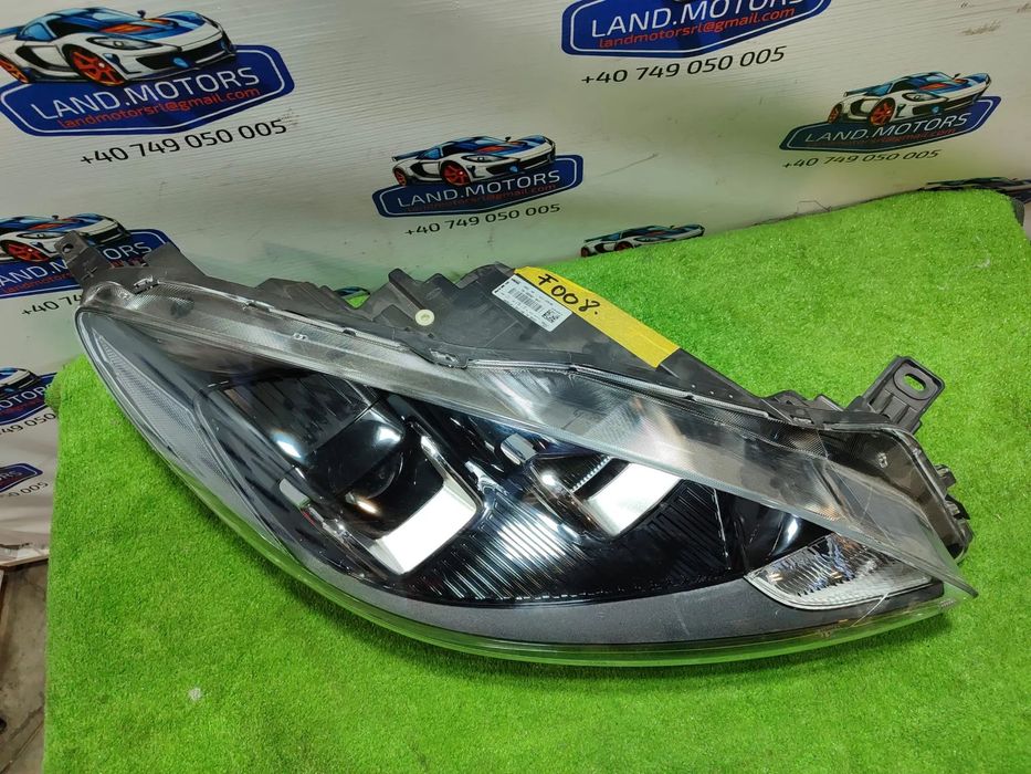 FAR DREAPTA FULL LED FORD KUGA 3 SUV / COD OEM LV4B-13W029-AG / LV4B13W029AG 2019-2025 (4H2)