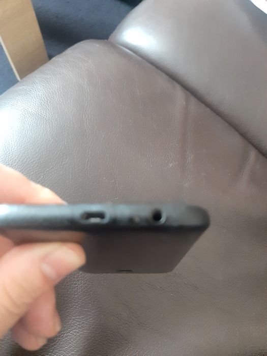 Телефон САМСУНГ J 6